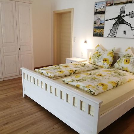 Hotel Wohlfühlhof Bachzelt Weitersfeld Habitación foto