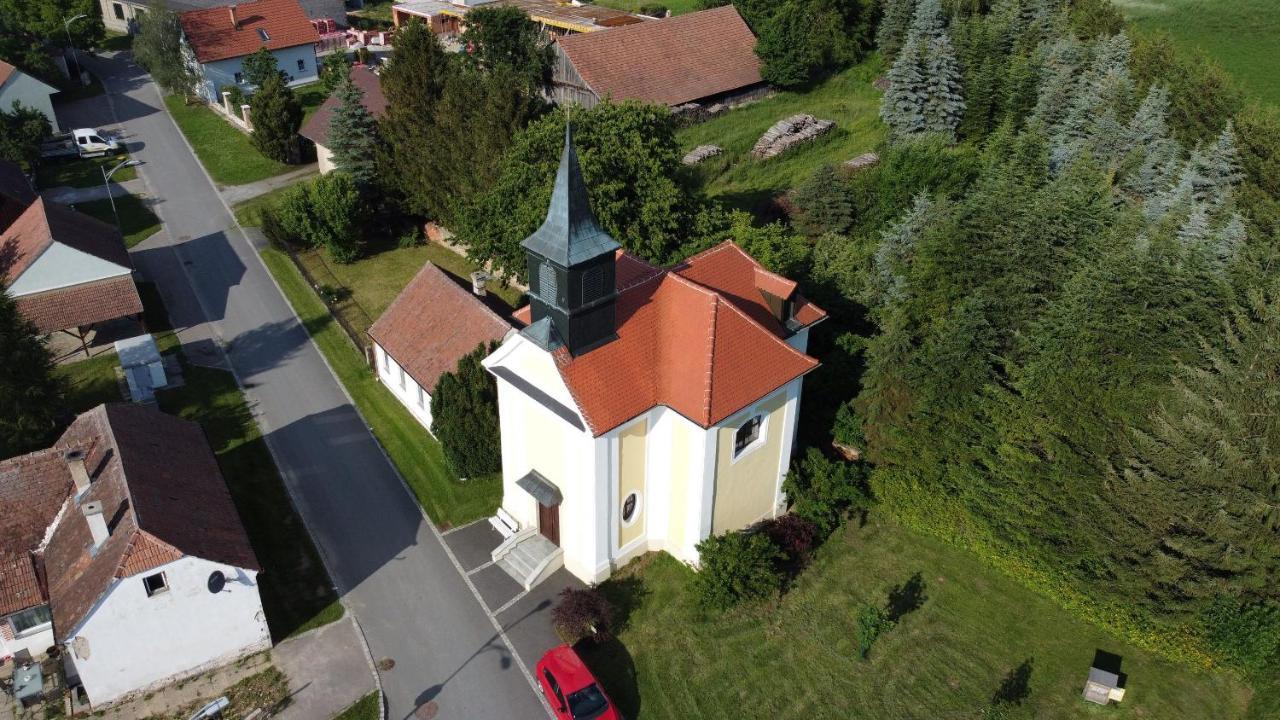Hotel Wohlfühlhof Bachzelt Weitersfeld Exterior foto
